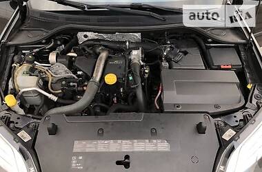 Хетчбек Renault Laguna 2011 в 