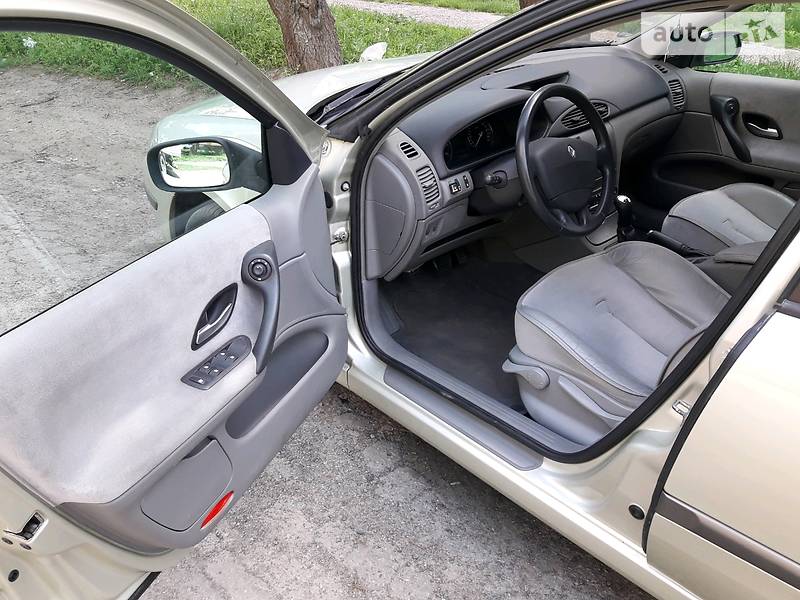 Хетчбек Renault Laguna 2002 в Полтаві фото 44 Хетчбек Renault Laguna 2002 в Полтаві