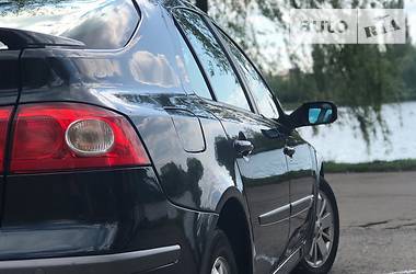 Хетчбек Renault Laguna 2007 в 