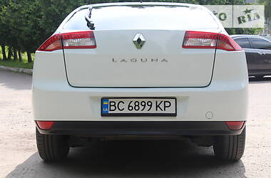 Лифтбек Renault Laguna 2011 в Львове