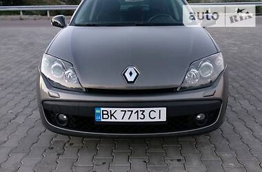 Универсал Renault Laguna 2009 в Ровно