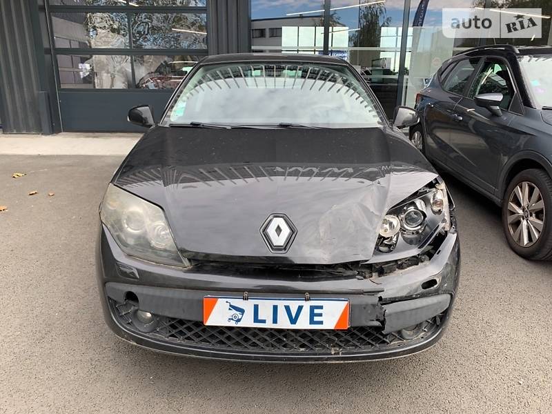 Хэтчбек Renault Laguna 2010 в Ивано-Франковске