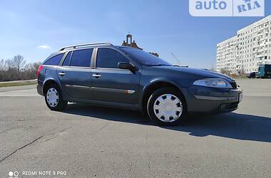 Универсал Renault Laguna 2002 в Нетешине