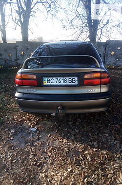 Лифтбек Renault Laguna 1999 в 