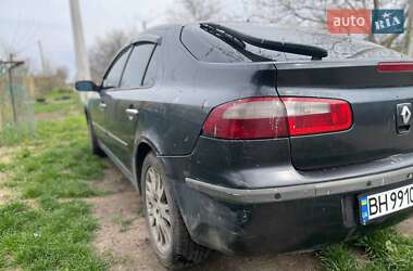 Лифтбек Renault Laguna 2001 в 