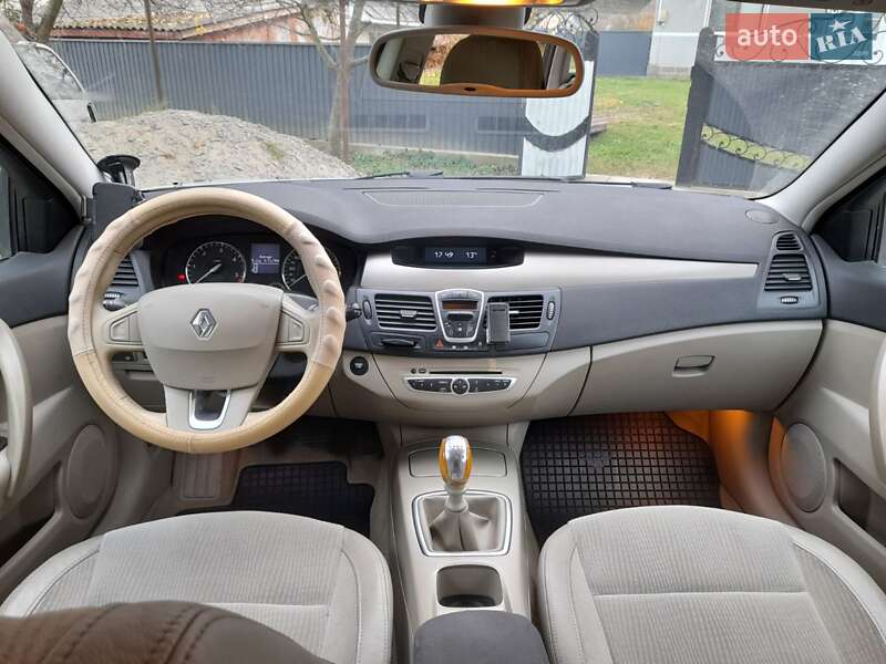 Универсал Renault Laguna 2008 в Черновцах