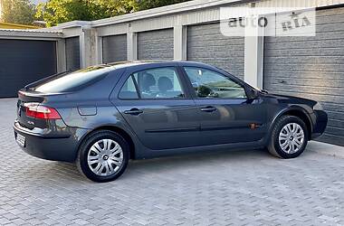 Лифтбек Renault Laguna 2003 в Тернополе