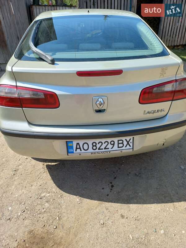 Лифтбек Renault Laguna 2004 в Ужгороде