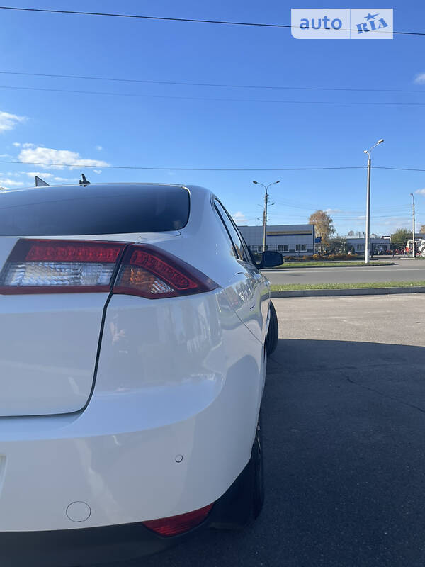 Лифтбек Renault Laguna 2014 в Сумах