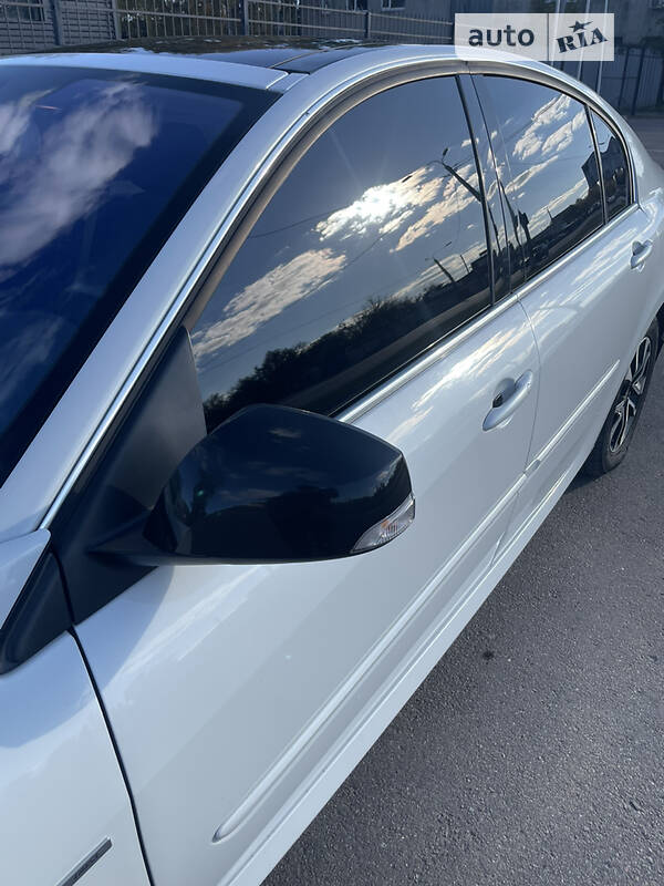 Лифтбек Renault Laguna 2014 в Сумах