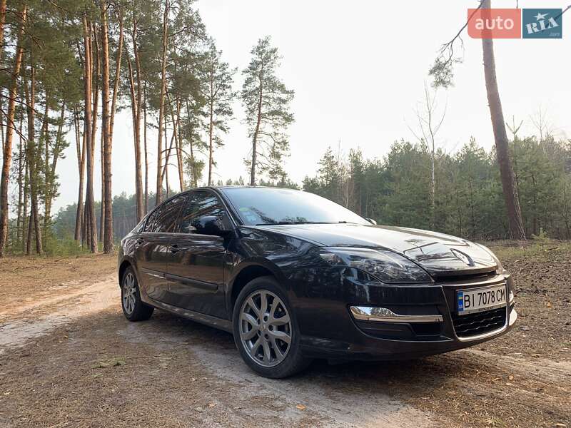 Ліфтбек Renault Laguna 2014 в 