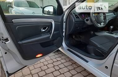 Лифтбек Renault Laguna 2011 в 