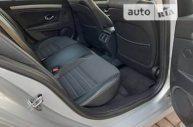 Лифтбек Renault Laguna 2011 в 