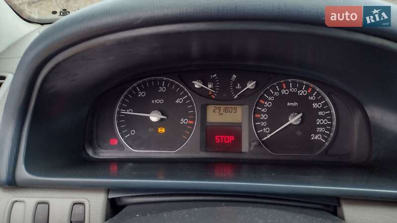 Лифтбек Renault Laguna 2001 в Новомосковске фото 7 Лифтбек Renault Laguna 2001 в Новомосковске