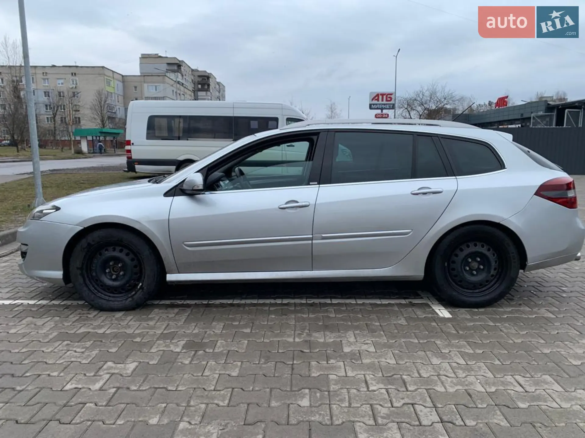 2011 Renault Laguna - мініатюра 22
