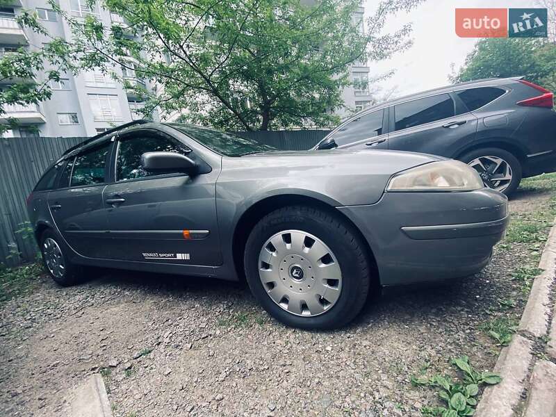 Универсал Renault Laguna 2004 в Киеве
