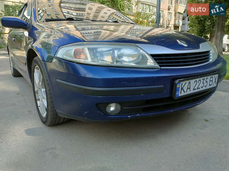 Ліфтбек Renault Laguna 2002 в Києві
