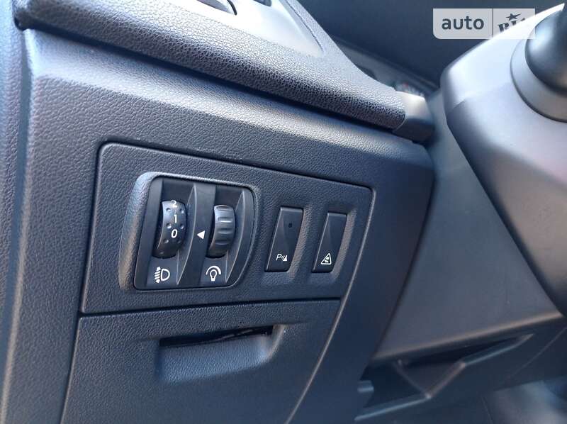 Лифтбек Renault Laguna 2009 в Стрые