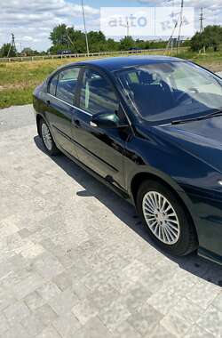 Лифтбек Renault Laguna 2008 в Буске