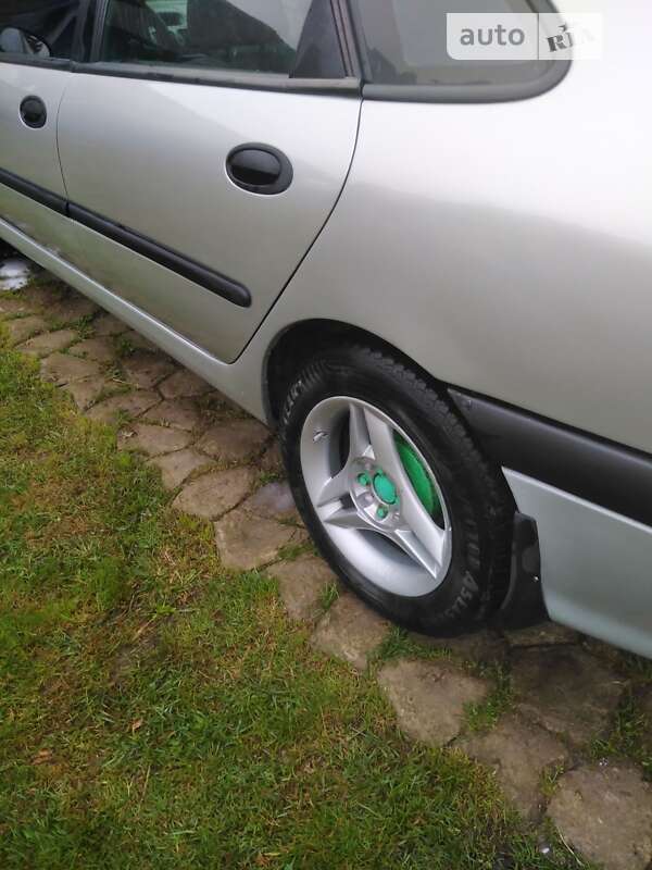 Лифтбек Renault Laguna 1996 в Ивано-Франковске фото 15 Лифтбек Renault Laguna 1996 в Ивано-Франковске