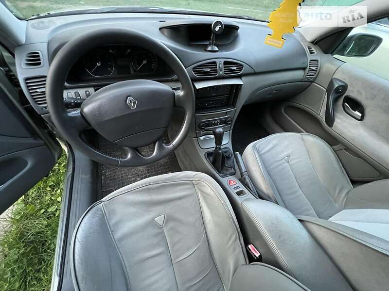 Лифтбек Renault Laguna 2002 в Красилове