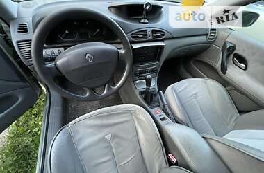 Ліфтбек Renault Laguna 2002 в 
