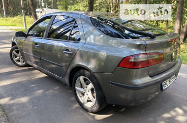 Лифтбек Renault Laguna 2001 в 