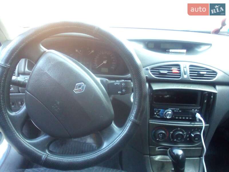Универсал Renault Laguna 2003 в Львове