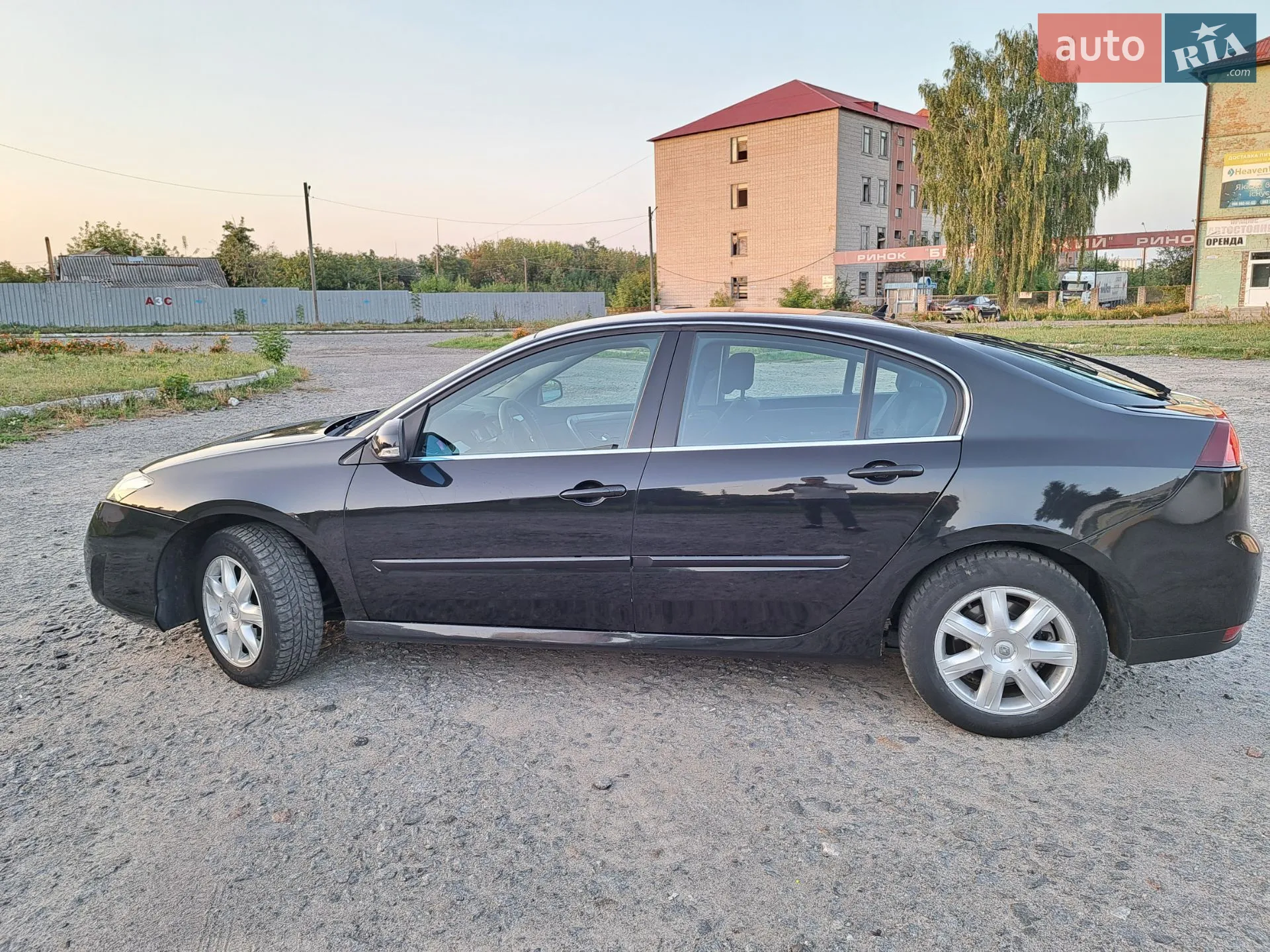 2010 Renault Laguna - мініатюра 3