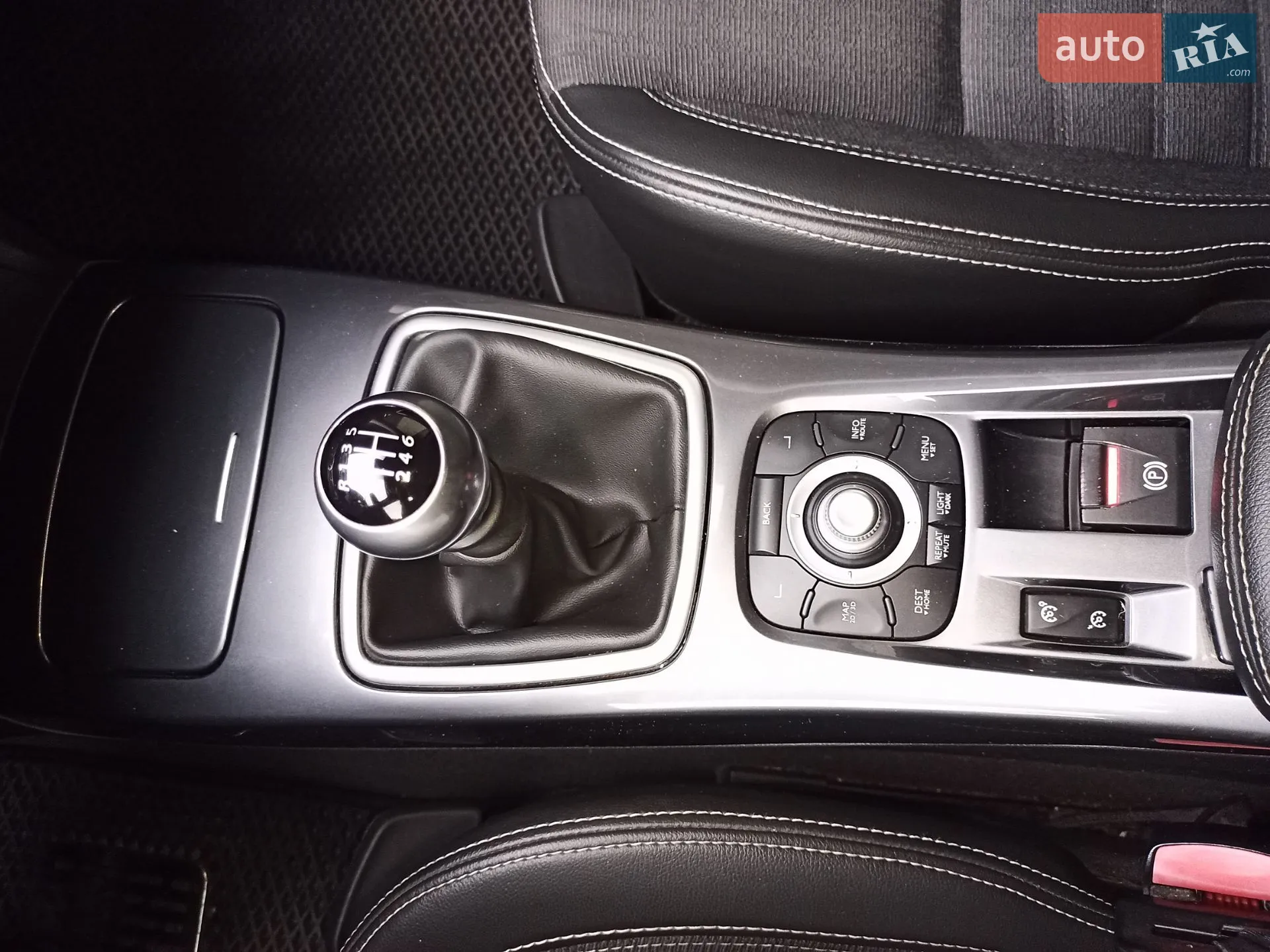 2010 Renault Laguna - мініатюра 17