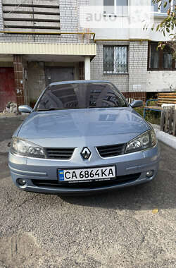 Лифтбек Renault Laguna 2005 в 