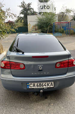 Лифтбек Renault Laguna 2005 в 