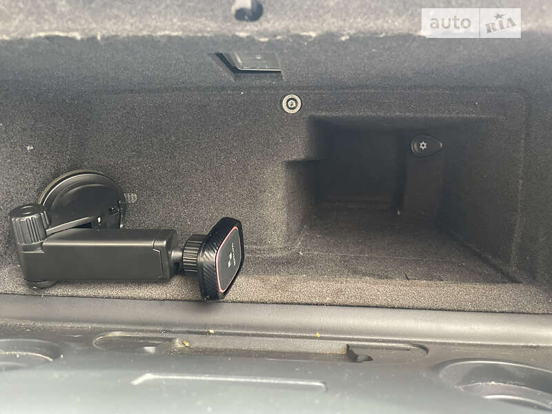 Лифтбек Renault Laguna 2005 в Черкассах