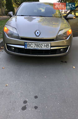 Лифтбек Renault Laguna 2013 в Львове