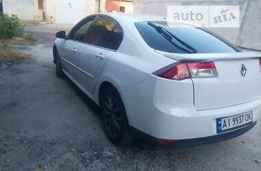 Лифтбек Renault Laguna 2011 в Обухове