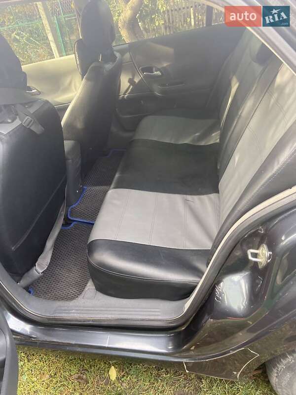 Лифтбек Renault Laguna 2004 в Одессе