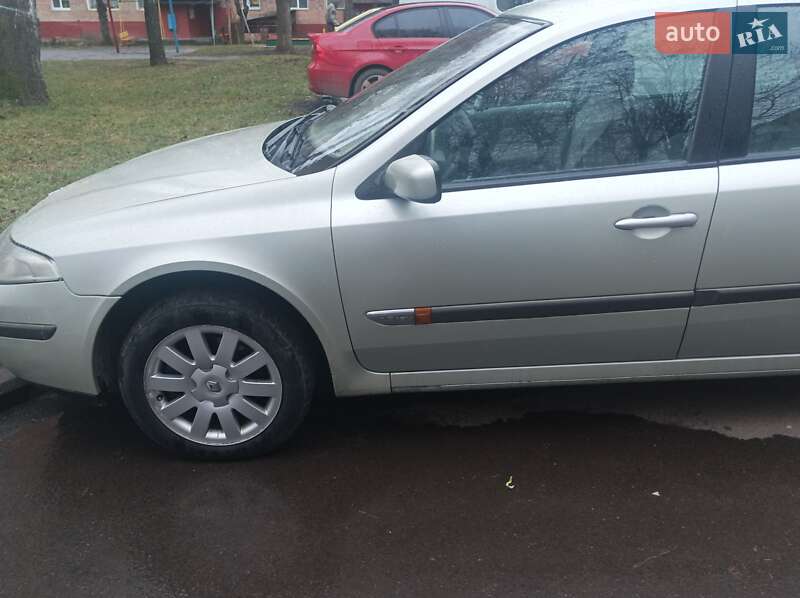 Лифтбек Renault Laguna 2002 в Хмельницком