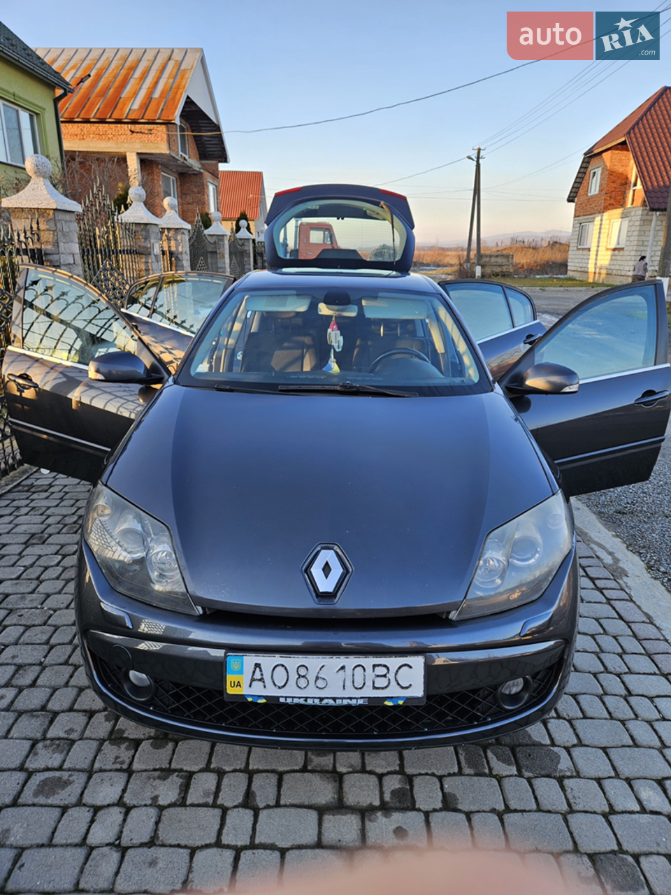 2010 Renault Laguna - мініатюра 20