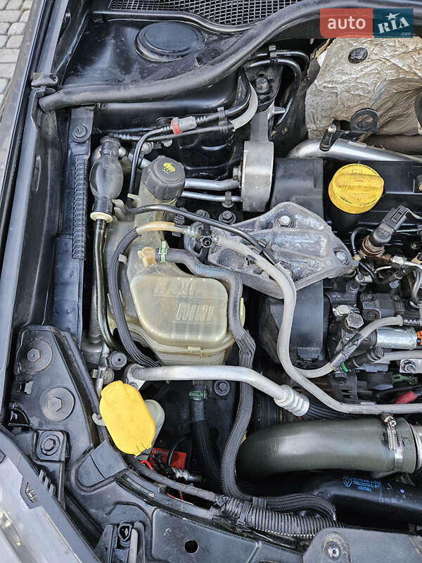 Лифтбек Renault Laguna 2009 в Виноградове