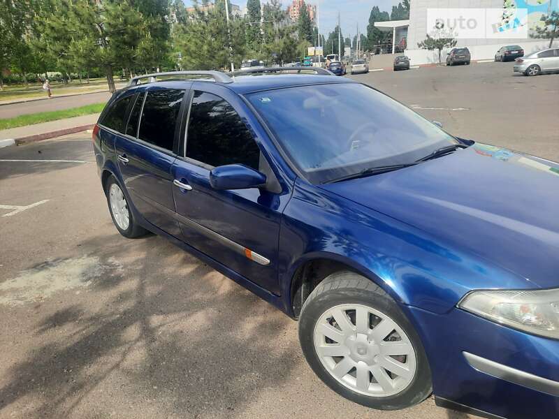 Универсал Renault Laguna 2001 в Николаеве