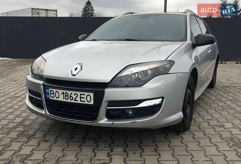 Универсал Renault Laguna 2012 в Лановцах