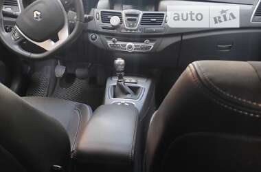 Лифтбек Renault Laguna 2011 в Киеве