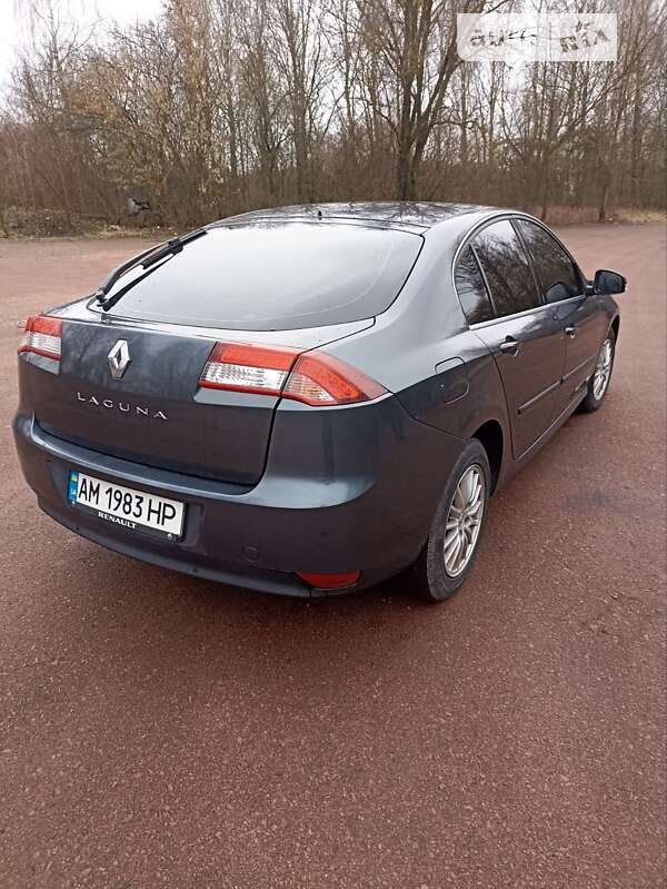 Лифтбек Renault Laguna 2011 в Овруче