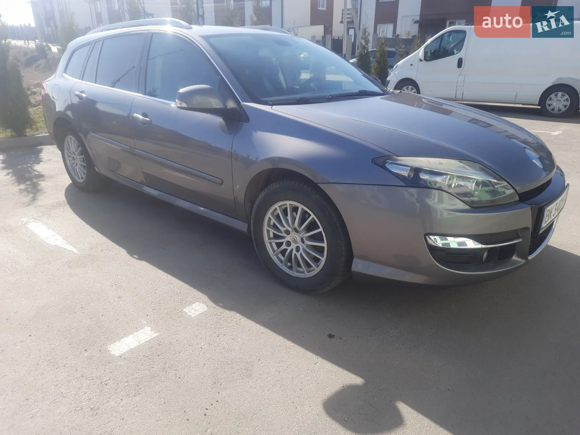 2011 Renault Laguna - фото 1