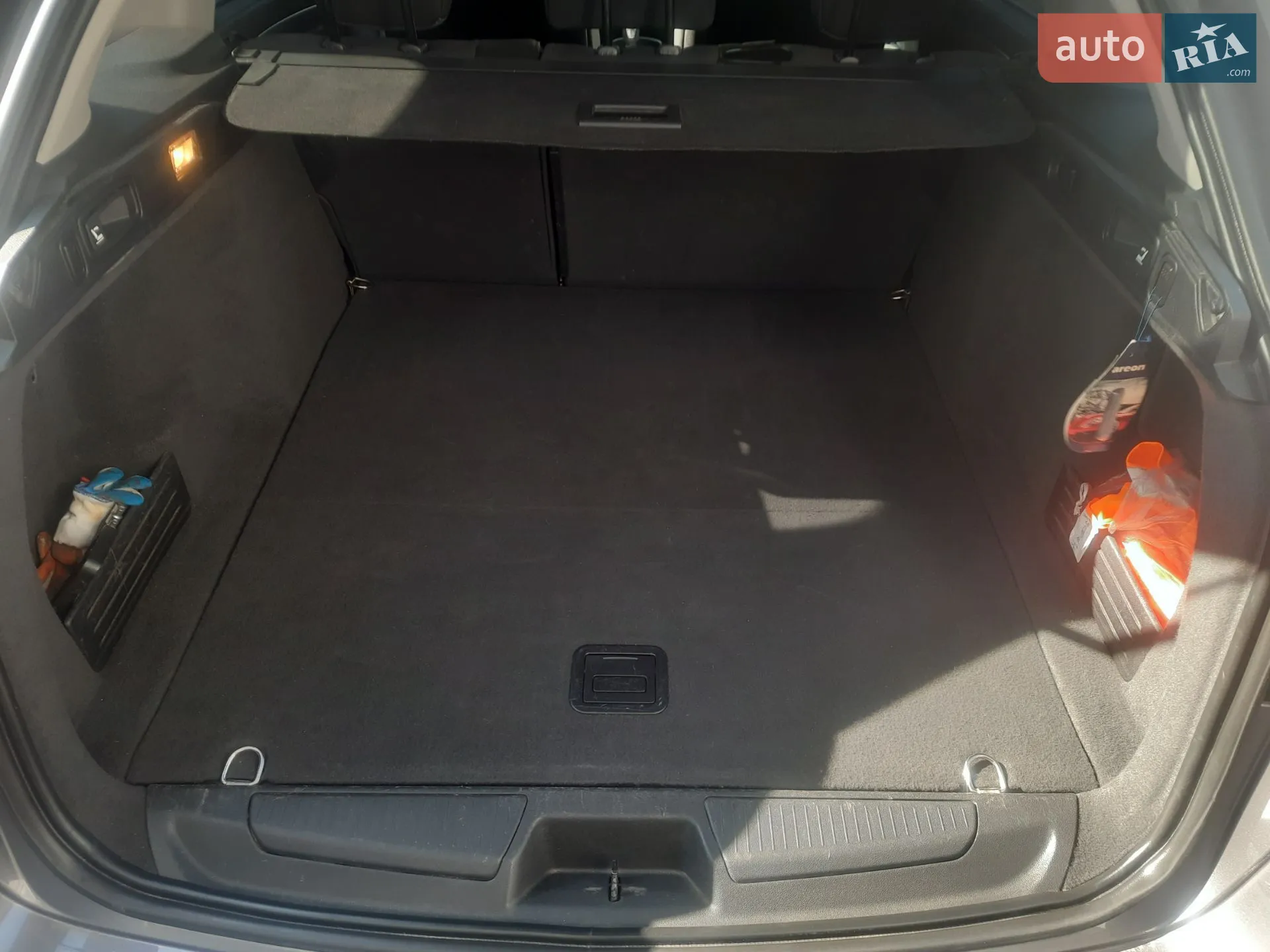 2011 Renault Laguna - мініатюра 35