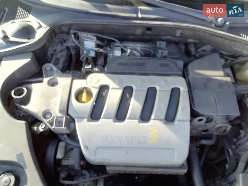 Ліфтбек Renault Laguna 2001 в Монастирищеві