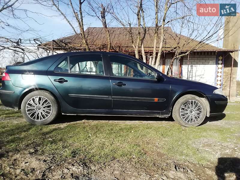 Ліфтбек Renault Laguna 2001 в Монастирищеві