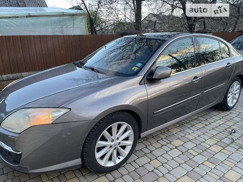 Лифтбек Renault Laguna 2008 в Ровно