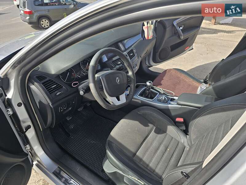 Універсал Renault Laguna 2011 в Рені