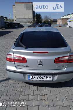 Лифтбек Renault Laguna 2001 в Староконстантинове